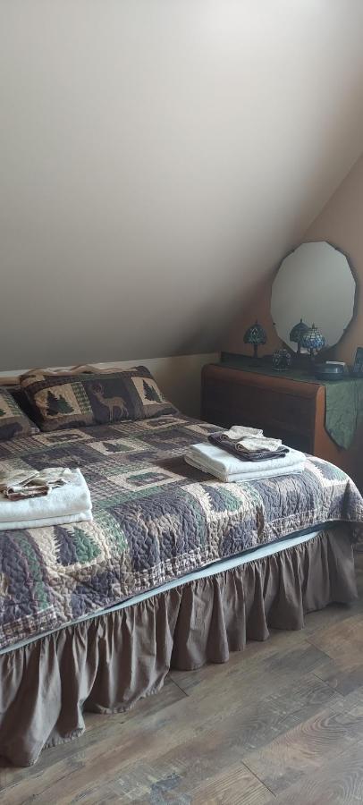 The Old Tioga Inn Bed And Breakfast Fairmount Springs Bagian luar foto