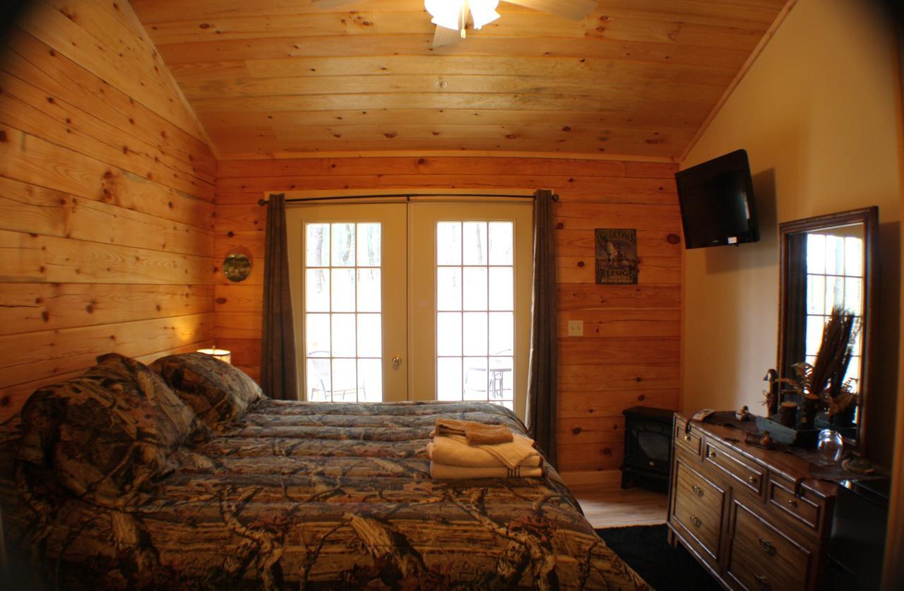 The Old Tioga Inn Bed And Breakfast Fairmount Springs Ruang foto