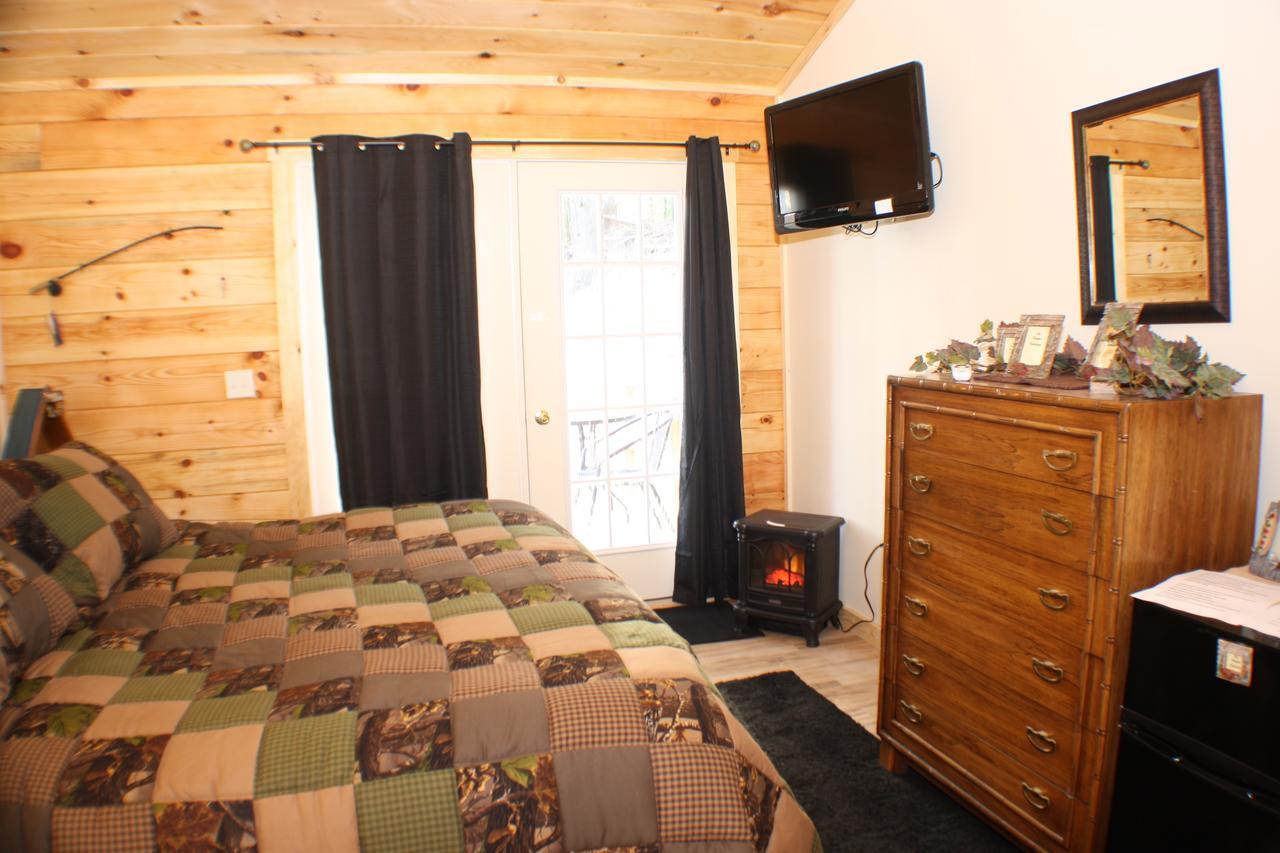 The Old Tioga Inn Bed And Breakfast Fairmount Springs Bagian luar foto